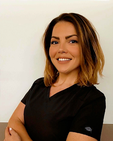 Славина Шутракова
